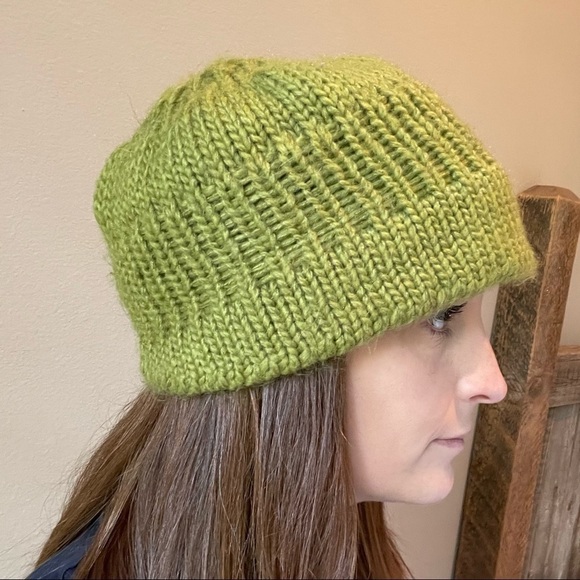 Decree Green Knit Crochet Beanie Winter Hat Cap - Picture 3 of 4